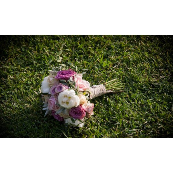 Νυφική ανθοδέσμη